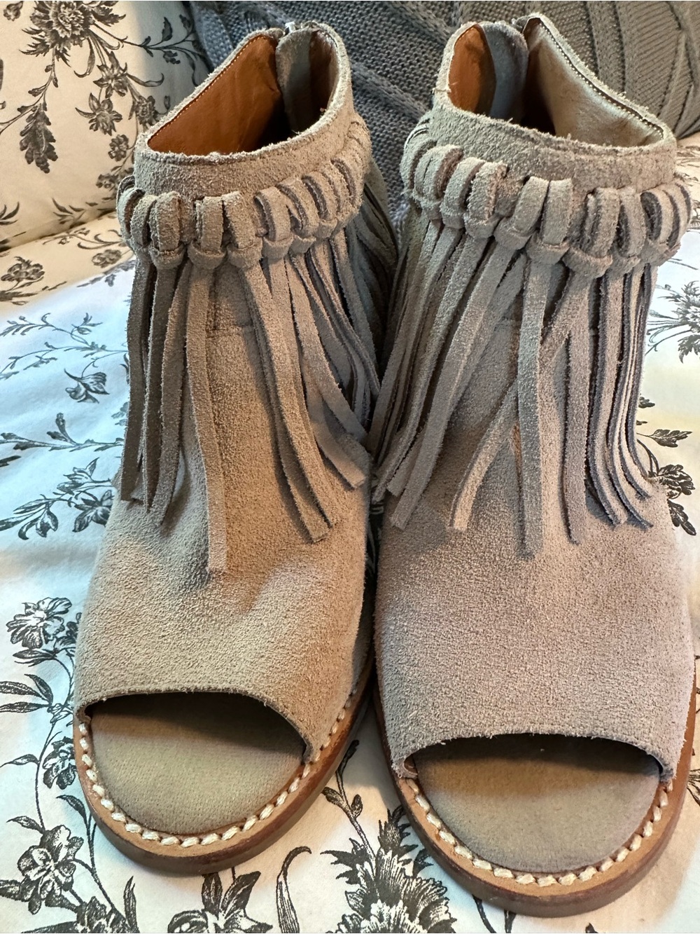 Sbicca Vintage Collection Suede Fringe Peep Toe Ankle Booties  7 Western Boho